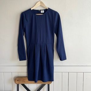 Aritzia Sunday Best Pleat Dress